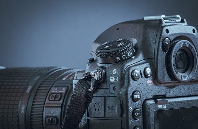 Nikon se retira del mercado de las cámaras réflex
